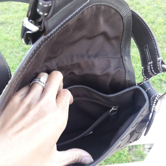 Authentic Coach SOHO Purse Brown signature Buckle - Picture 6 of 7